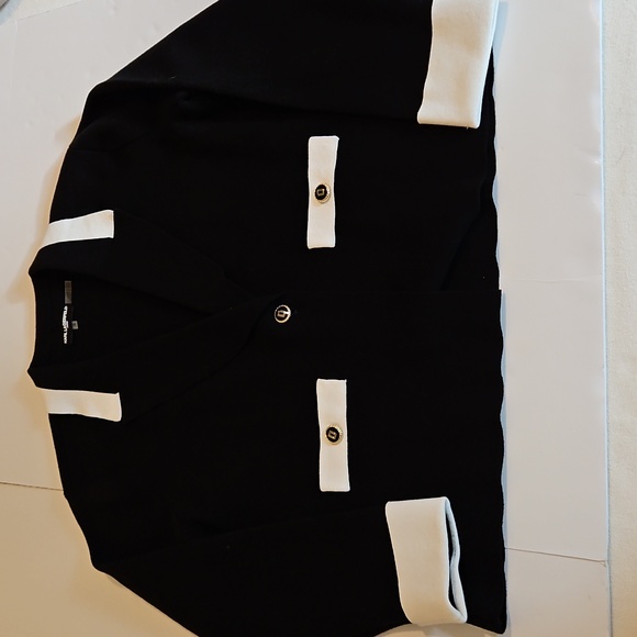 Karl Lagerfeld Knit Blazer Black White Goldtone Buttons Pockets Cotton - Picture 7 of 9